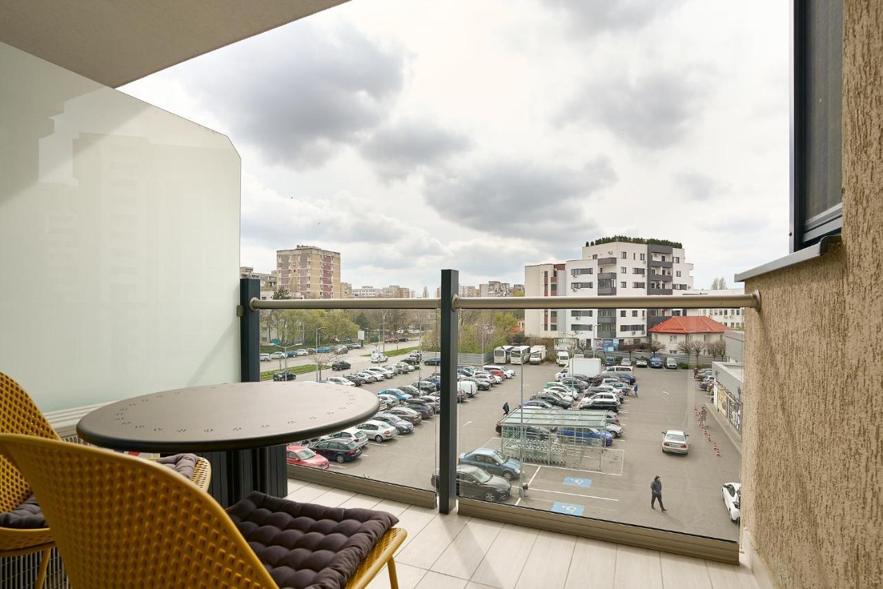 Moon Plaza Deluxe Studios Бухарест Екстер'єр фото