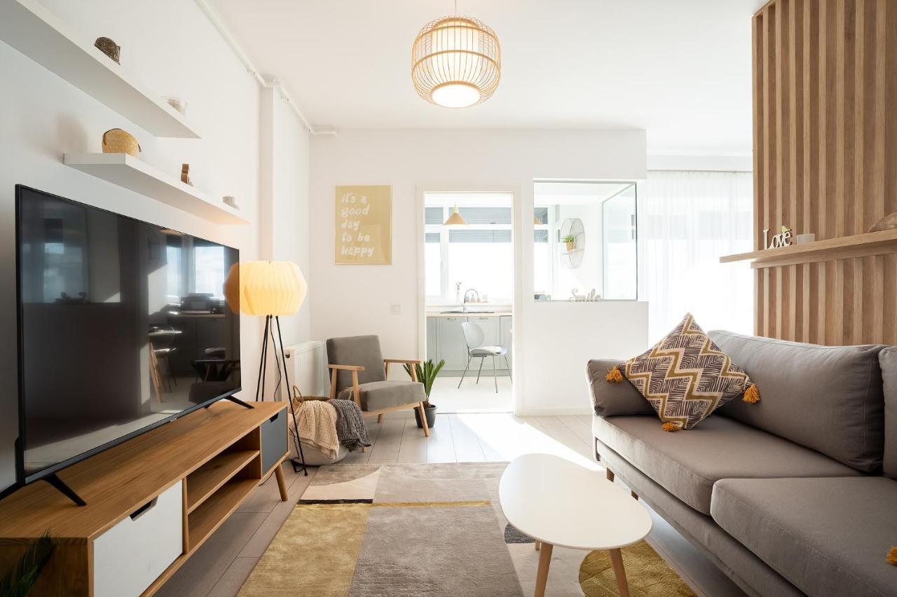 Moon Plaza Deluxe Studios Бухарест Екстер'єр фото