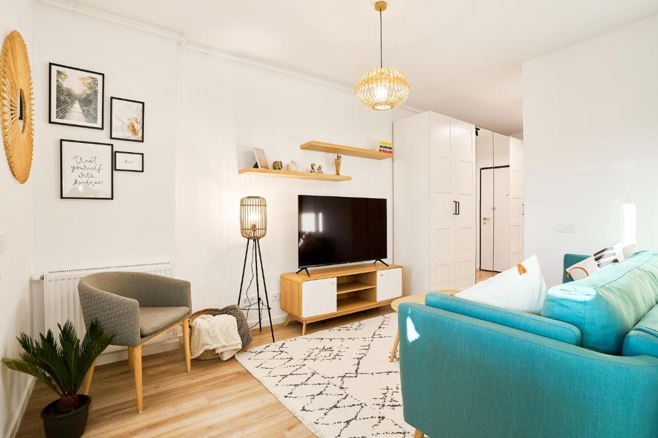 Moon Plaza Deluxe Studios Бухарест Екстер'єр фото