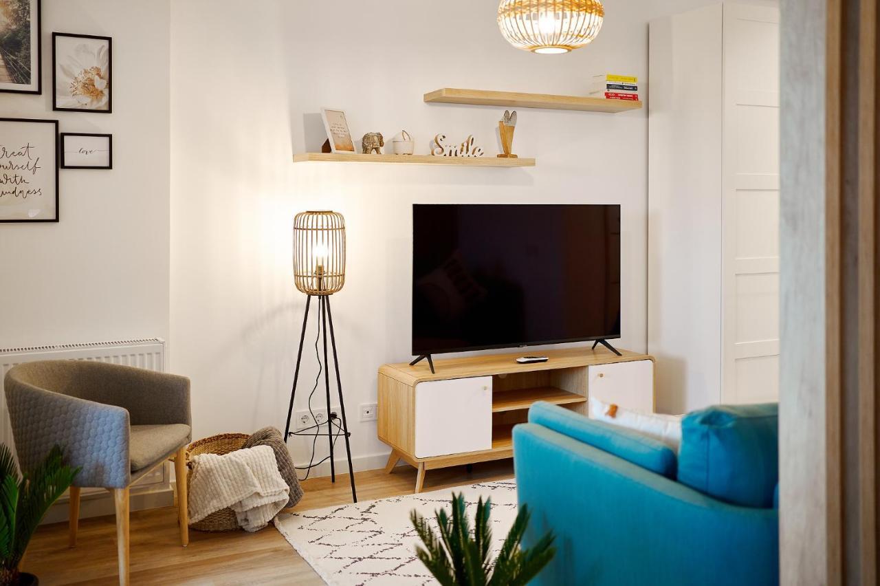 Moon Plaza Deluxe Studios Бухарест Екстер'єр фото